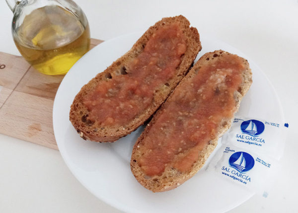 sobres-monodosis-sal-yodada-garcia-1-gr-tostadas-tomate